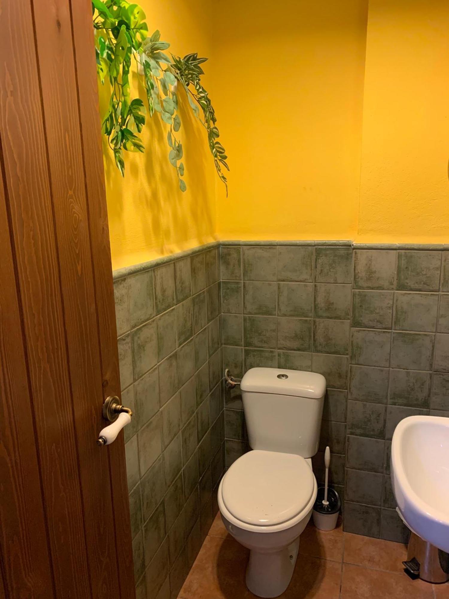 Spanglish Hostel Benidorm Exteriör bild